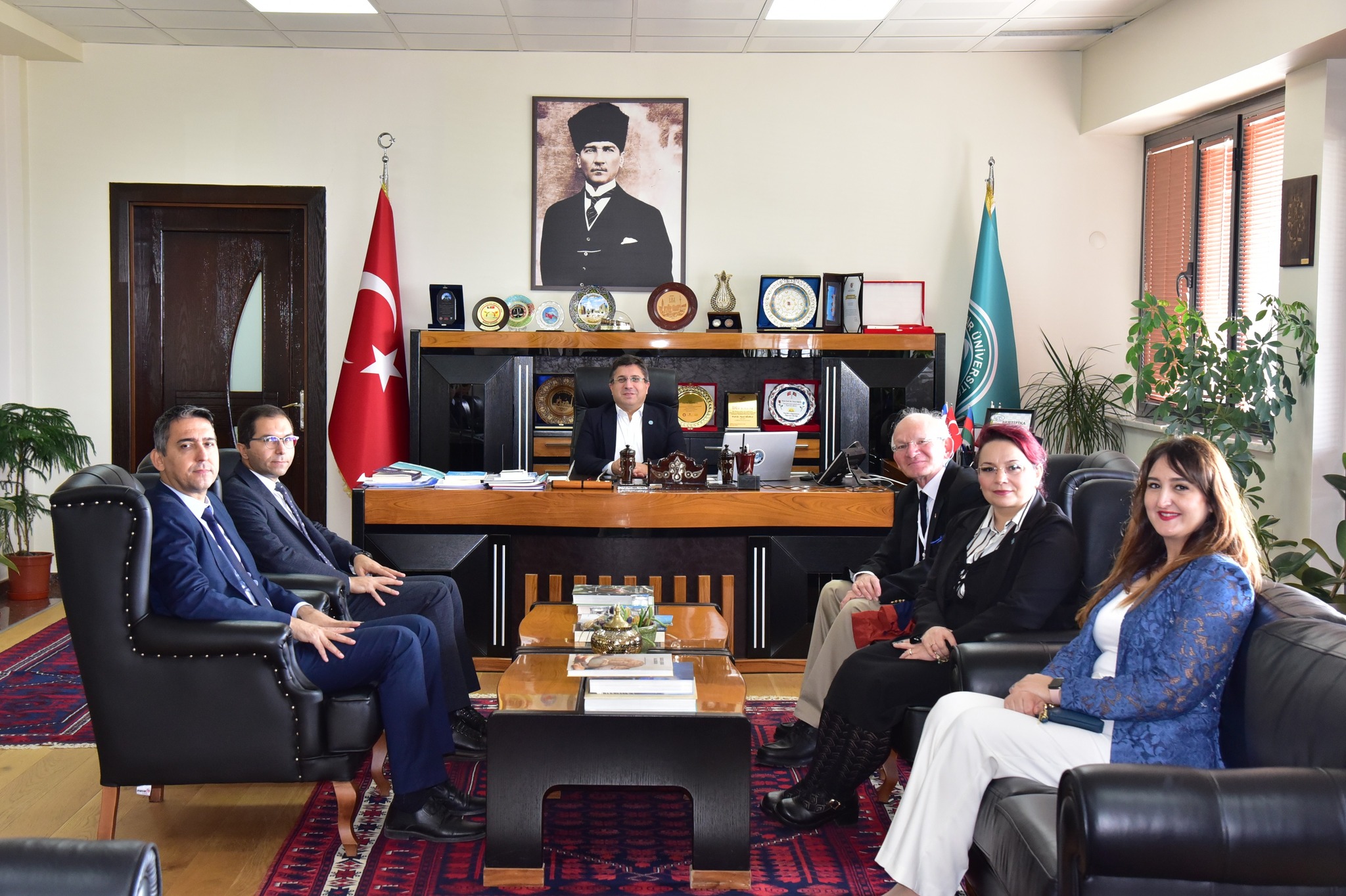 583884591 1272807844876404 1481548816231808996 N