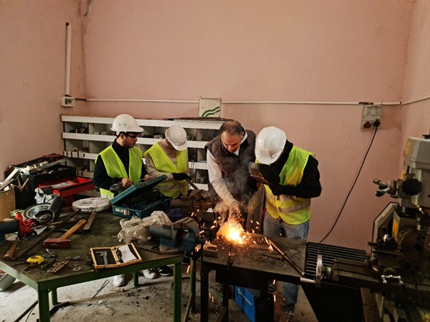 584737901 1275222551301600 6575220326215383125 N