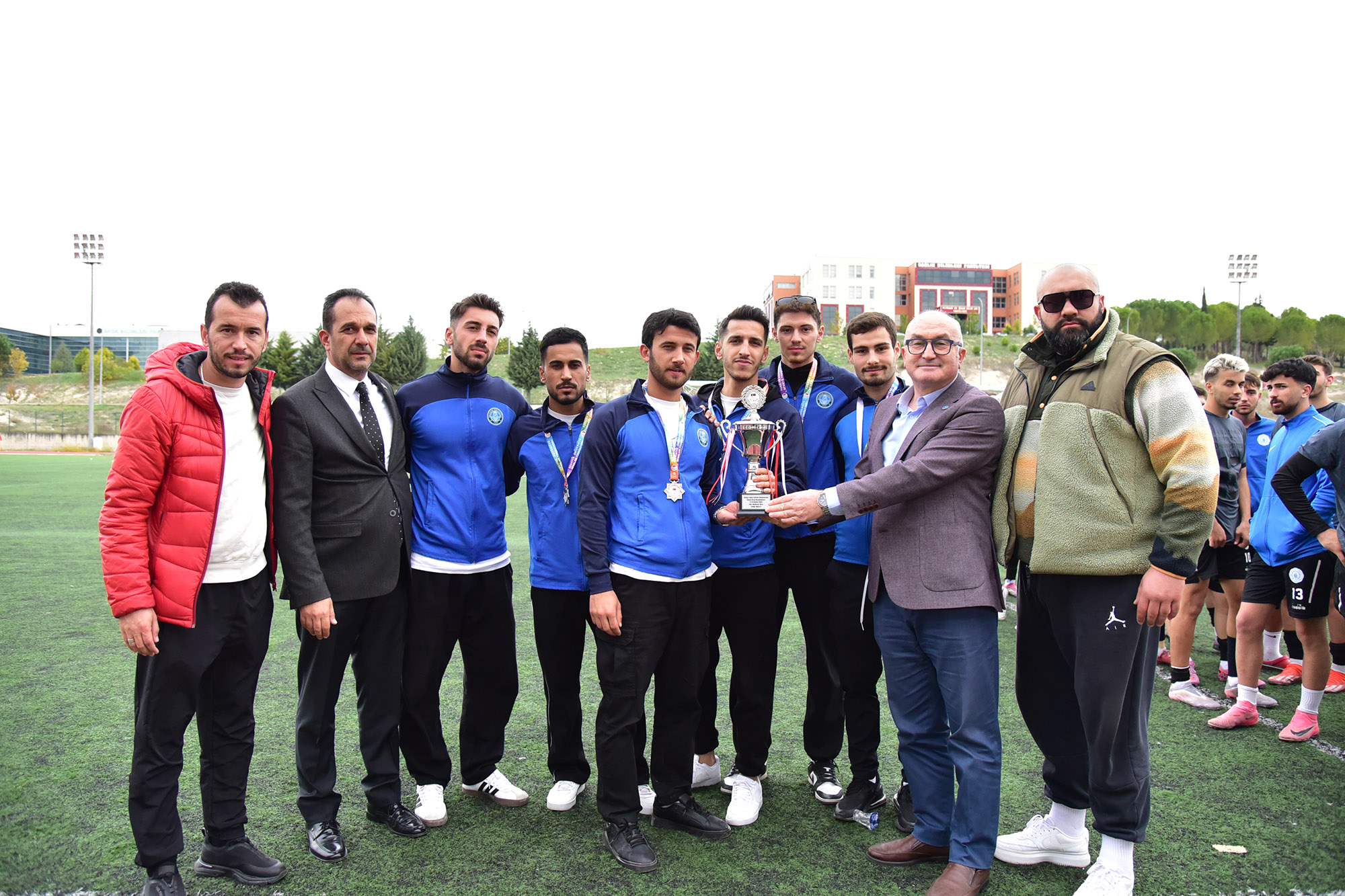 584885821 1277603624396826 5542805367424694861 N