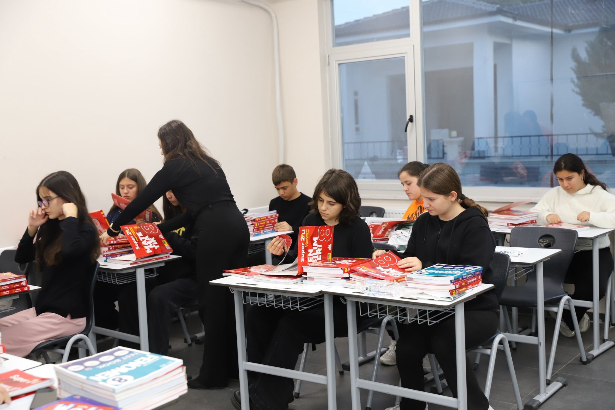 585020168 1160836442916018 2286863314503393068 N