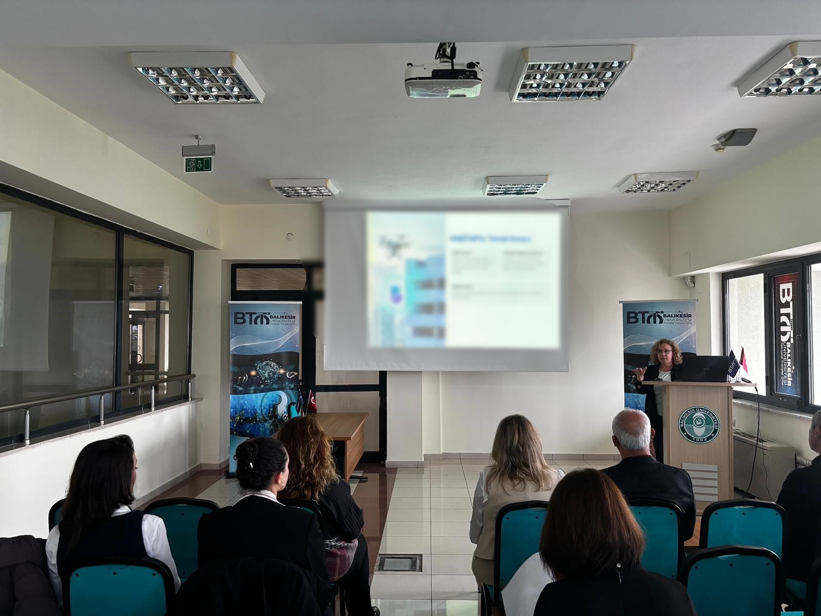 585409099 1277497217740800 5681223272380906009 N