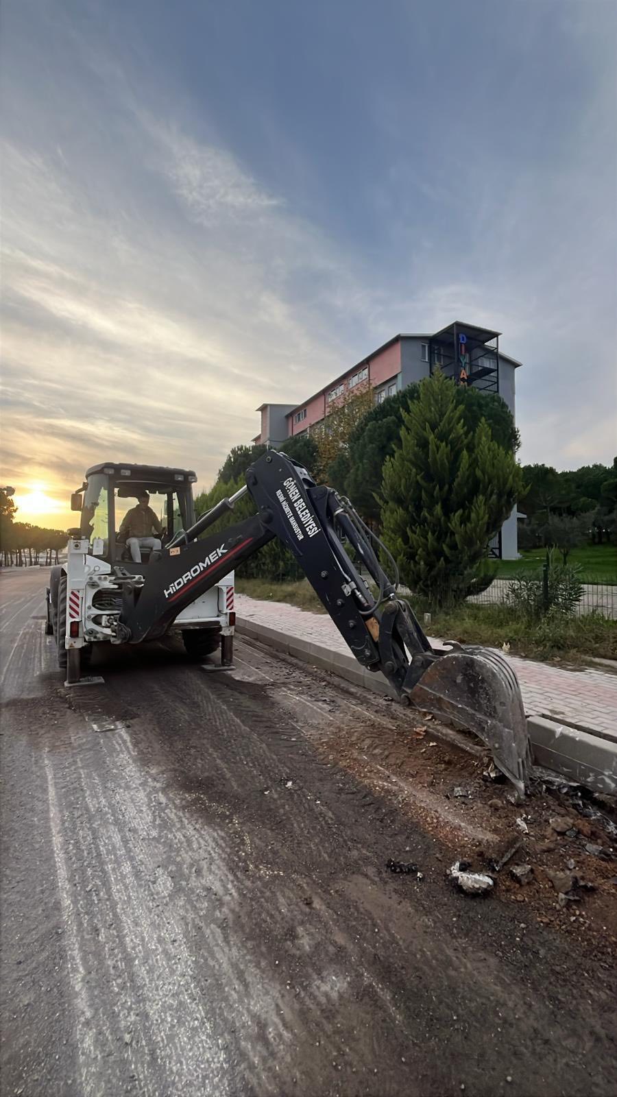 585701151 1295662649270436 1136122316854624551 N