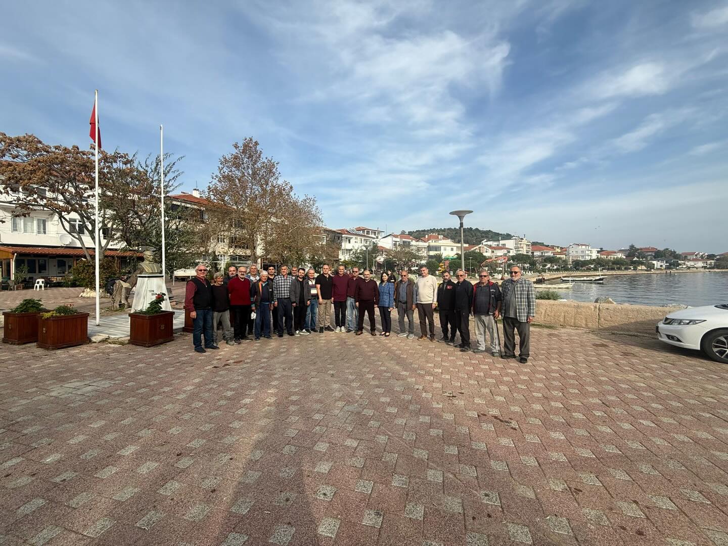 586379945 18315784747222704 5583640505924777309 N