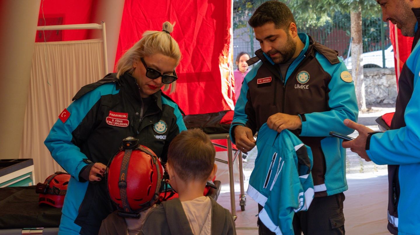 587843185 18075730259192684 3463053631474571382 N