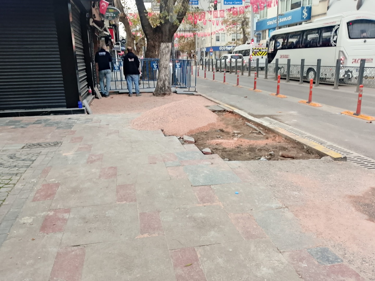 588018503 18337554412225400 1037774988100471486 N