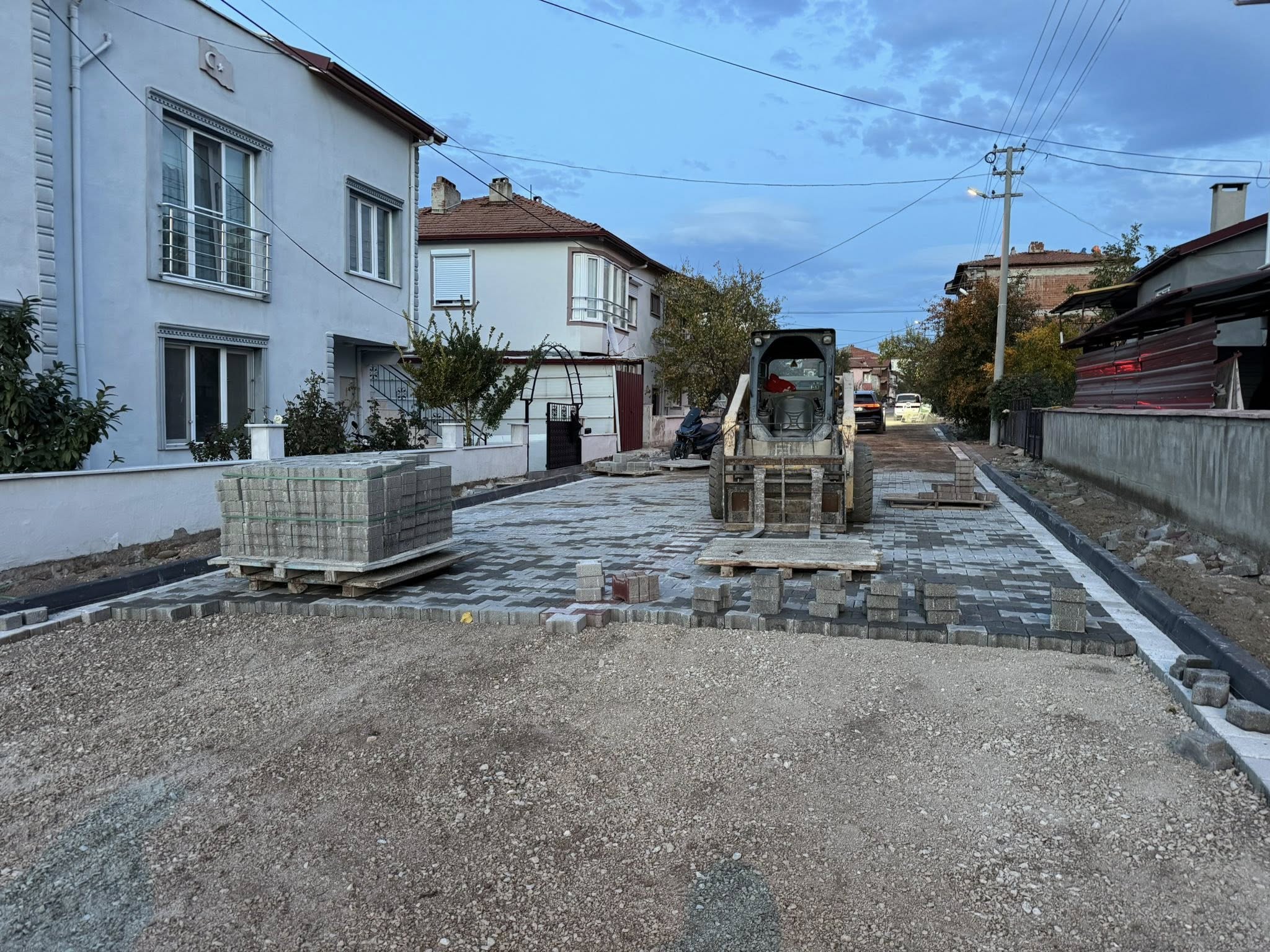 588610160 122203326536335762 8984109727672875242 N