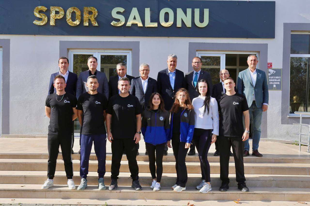 588627632 856513663406327 8546683520651336231 N