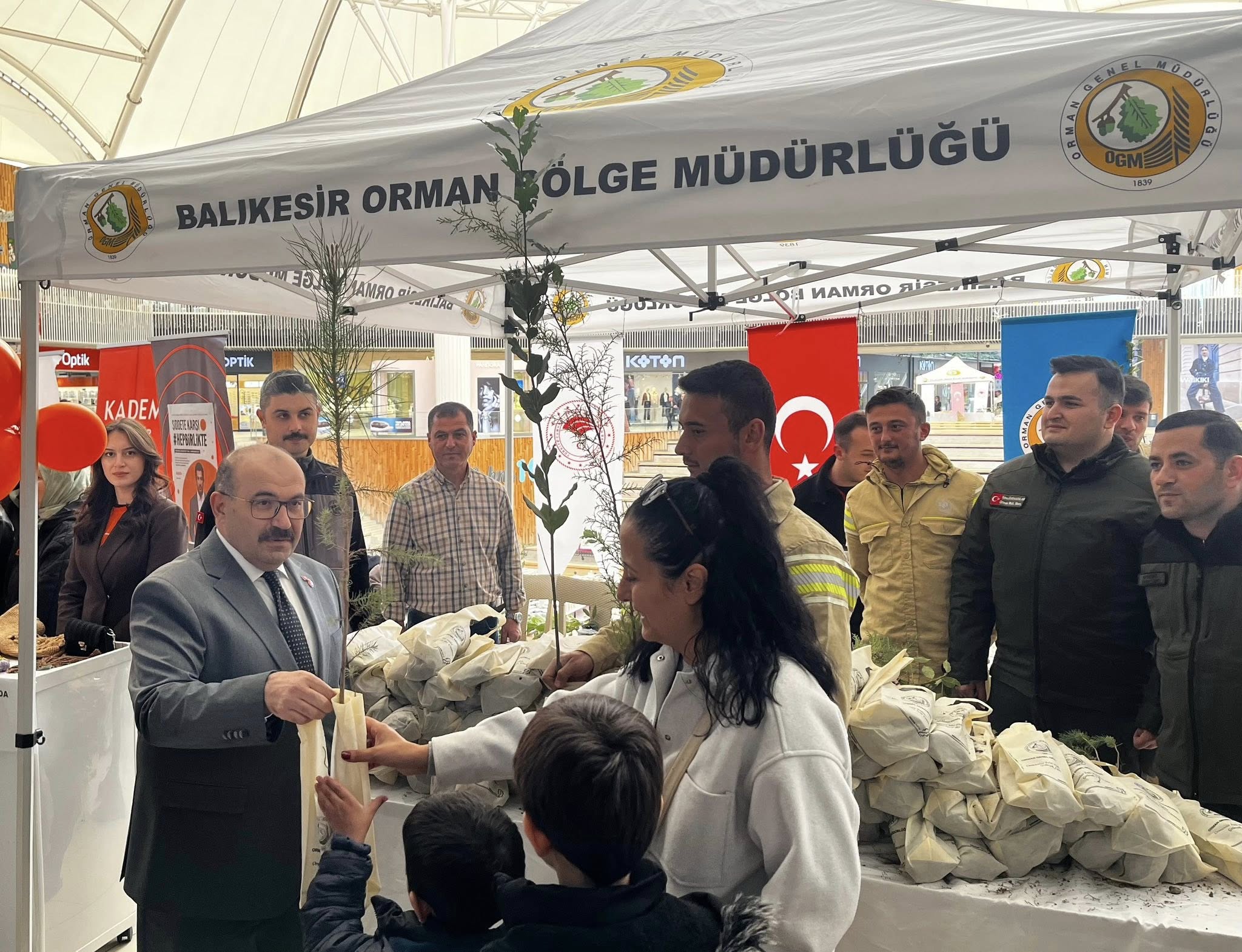 588687633 1305191561649179 2569138705963333206 N