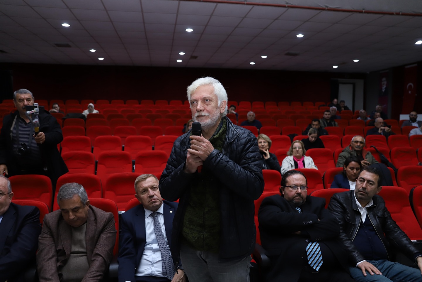 588957793 18337777009225400 3883292265409493210 N