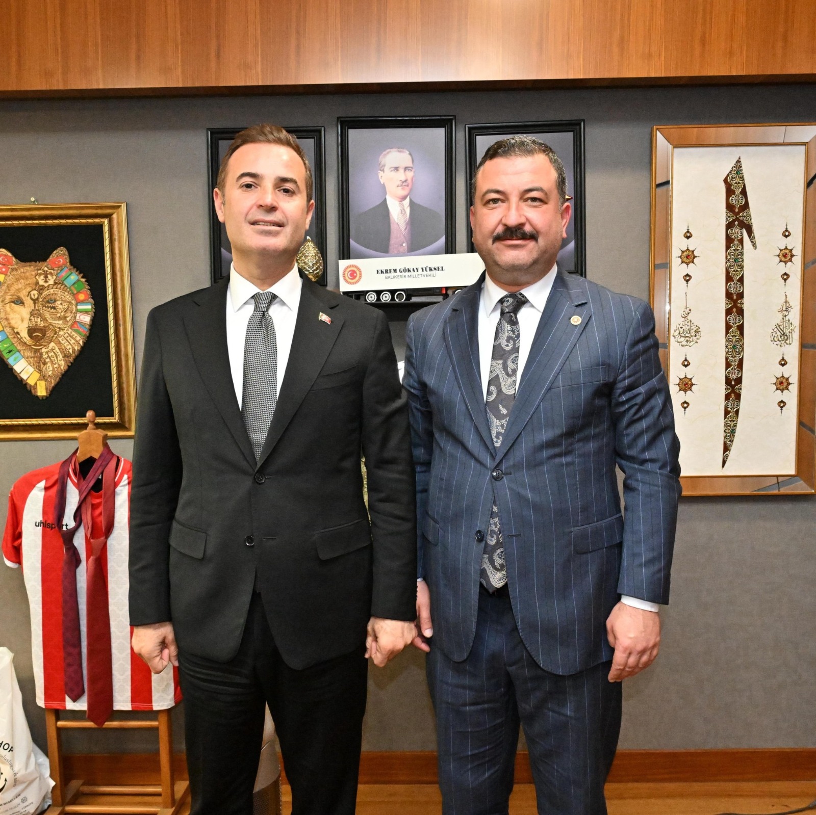 94B63755 C07B 4Fb1 Ba65 F36B7B7A7594