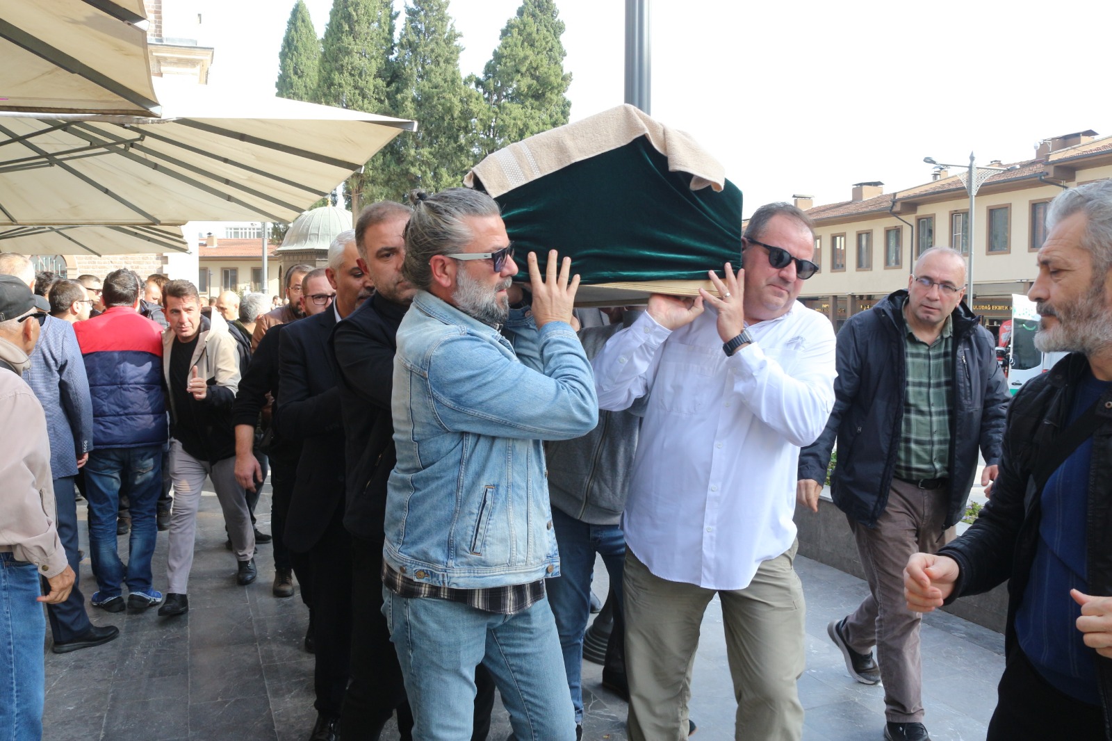 9C3Ca9F1 61Bd 49C9 8D8A F1C43989C62F