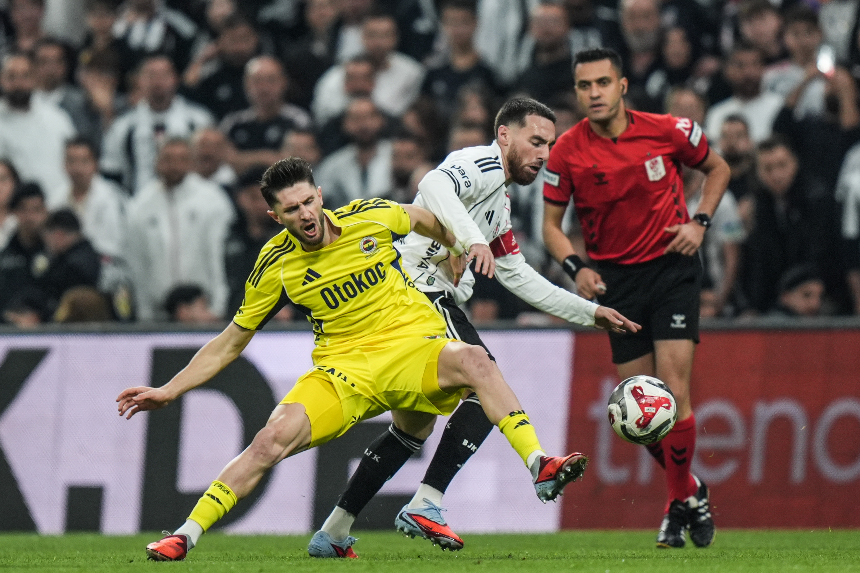 A A 20251102 39596676 39596671 B E S I K T A S F E N E R B A H C E