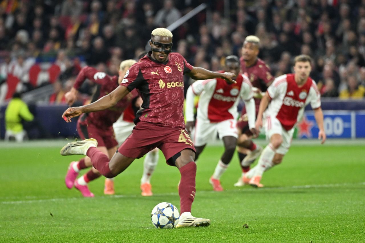 A A 20251105 39628818 39628817 A J A X G A L A T A S A R A Y