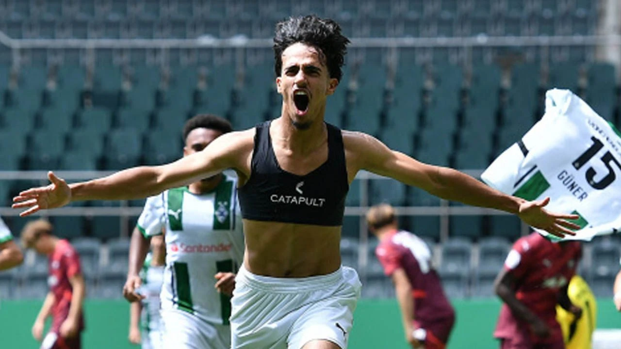 Can Armando Güner-1