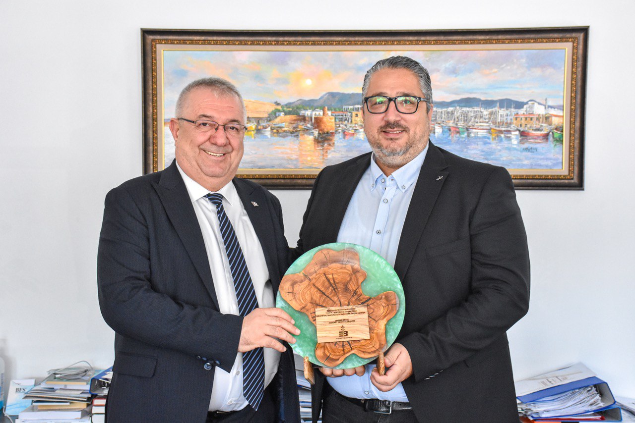 Edremi̇t Heyeti̇ Kktc'ni̇n 42. Kuruluş Yildönümü Kutlamalarina Katildi (15)