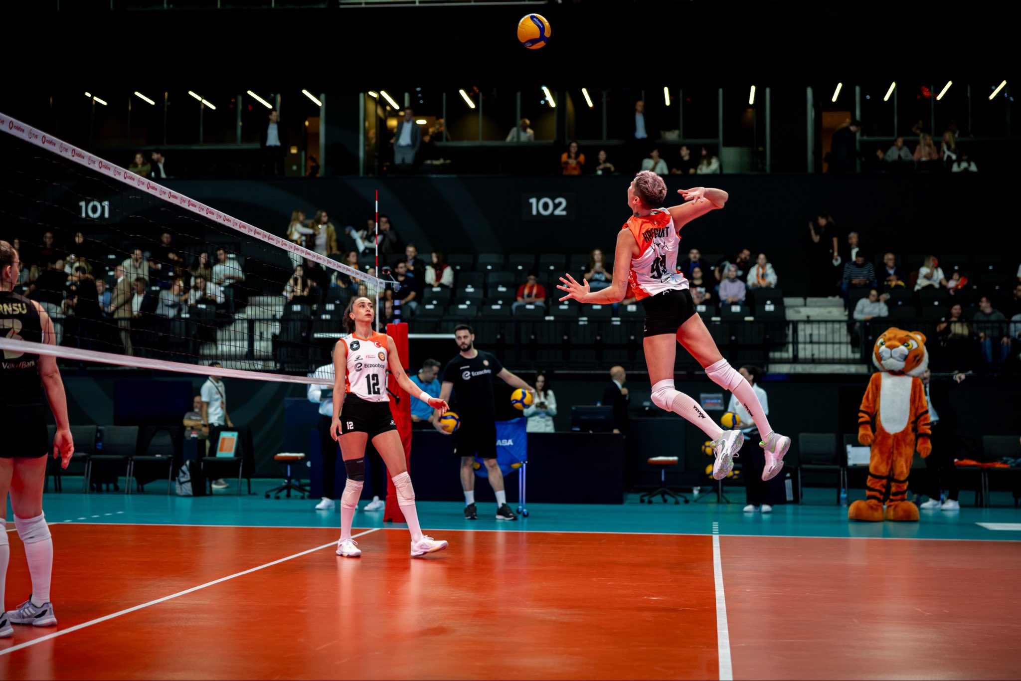 G55 L S2F W E A A Ue U W