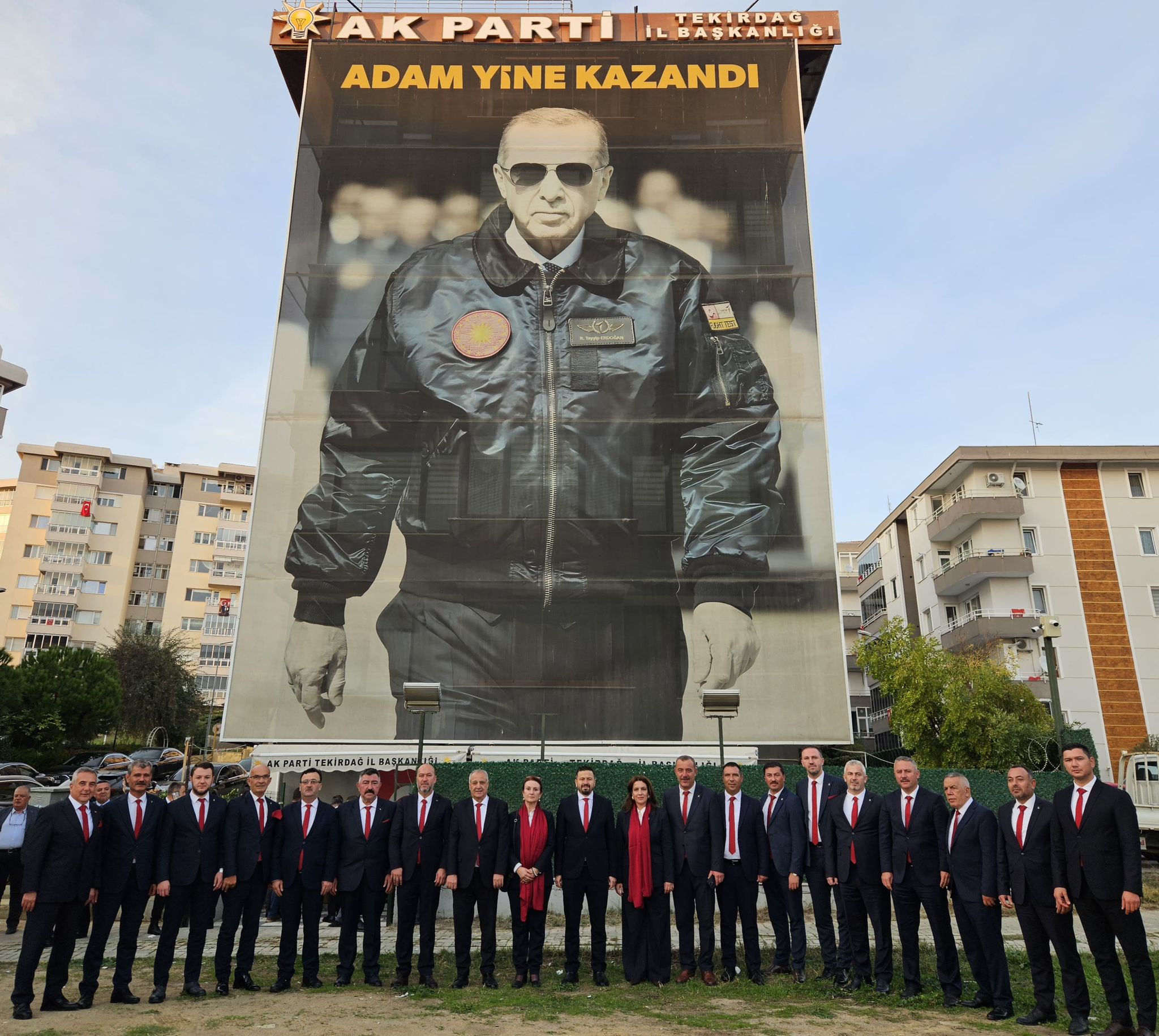 I M G 20251102 W A0003