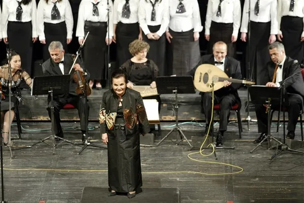 S U H E Y L A A L T M I S D O R T 03