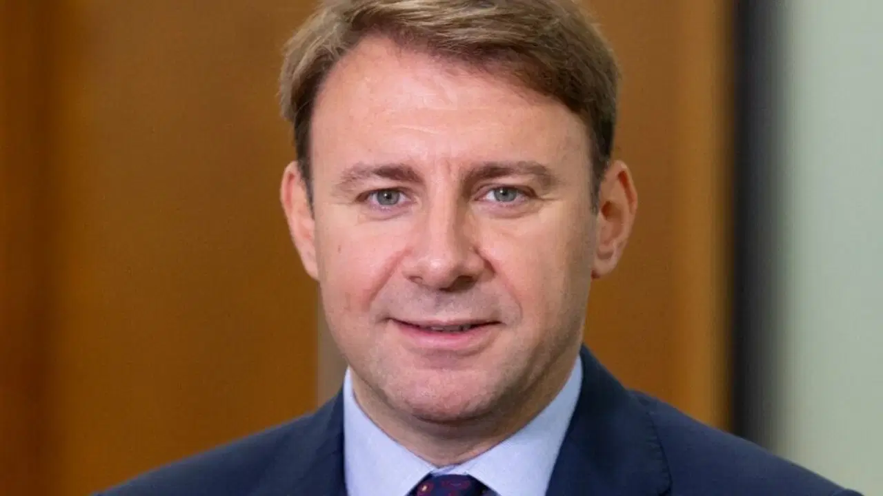 0228A61B D26F 4581 95A6 A964Edb3114B