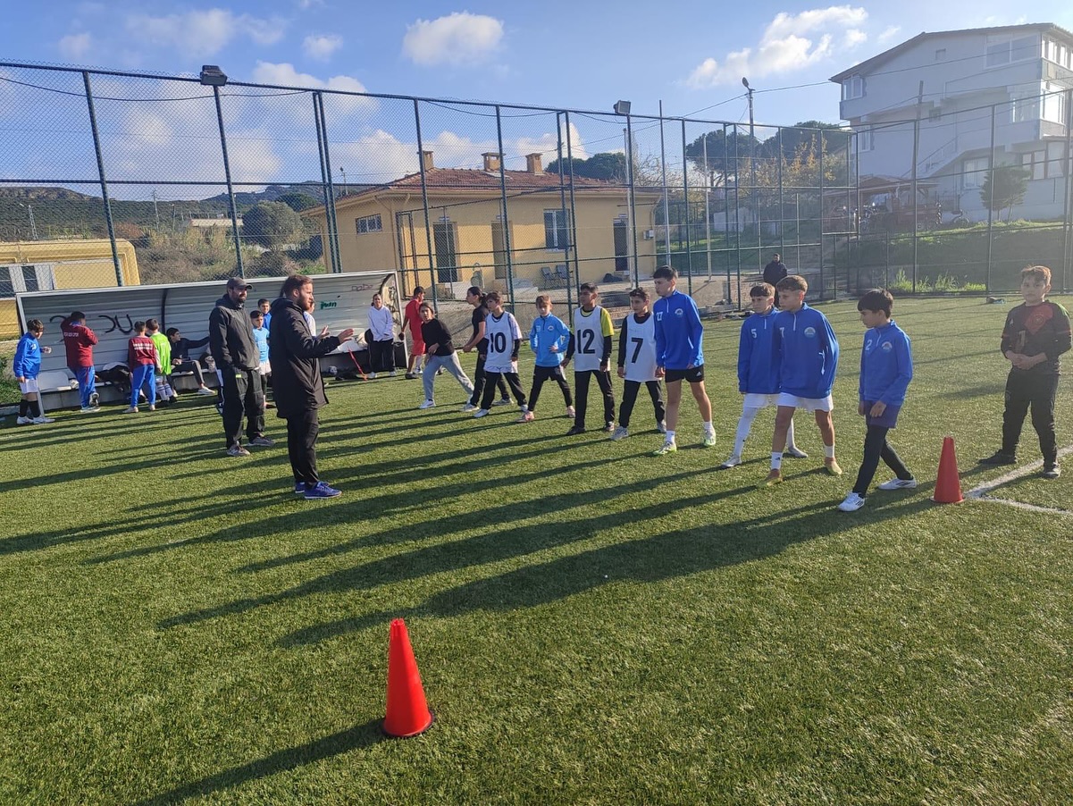 586715102 18330152242211244 6834899538353390057 N