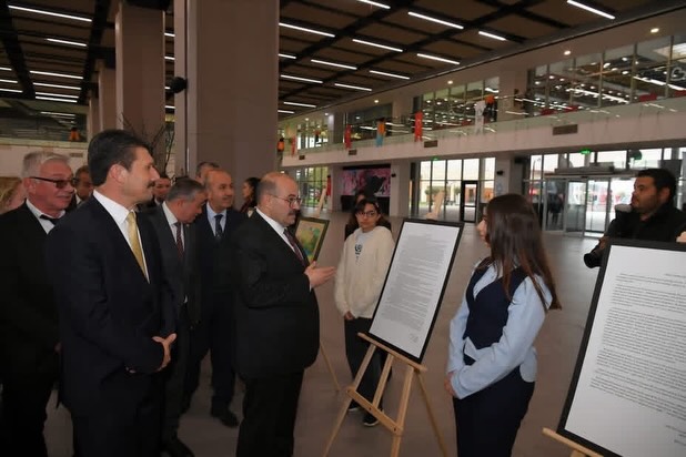 587287043 18051155438677787 8219008249721743945 N