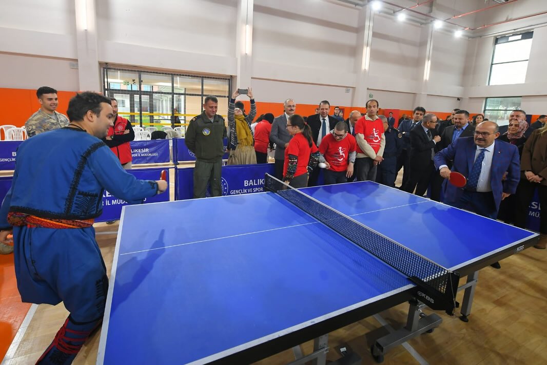 587488112 18316828633222704 2781279886315166512 N