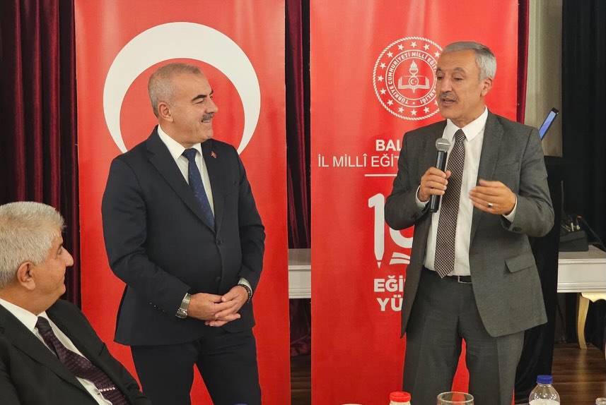 589837235 18049814000677787 5225116632559885641 N