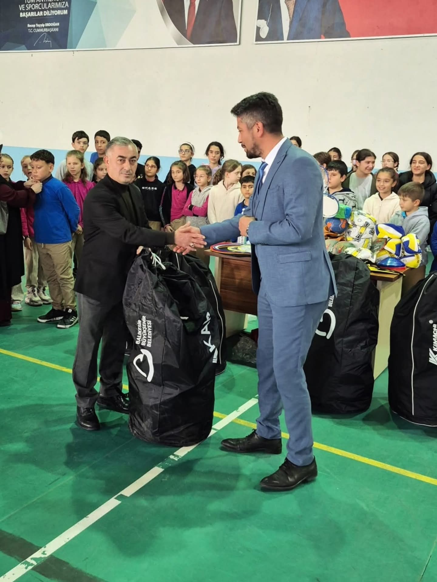 593586750 1451651390079606 8364903697549003211 N