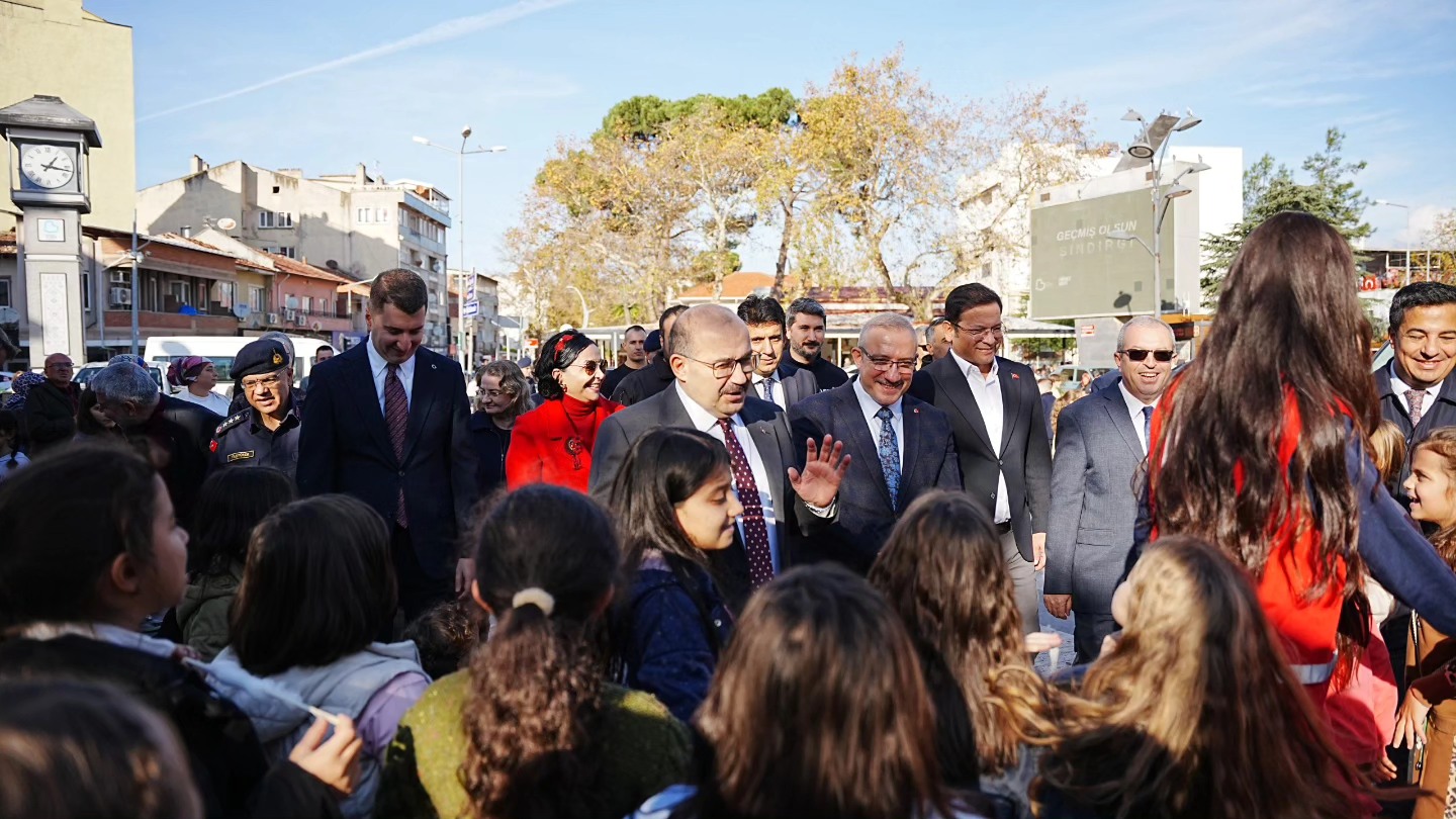 593734709 25478338838470759 1998712150040743267 N