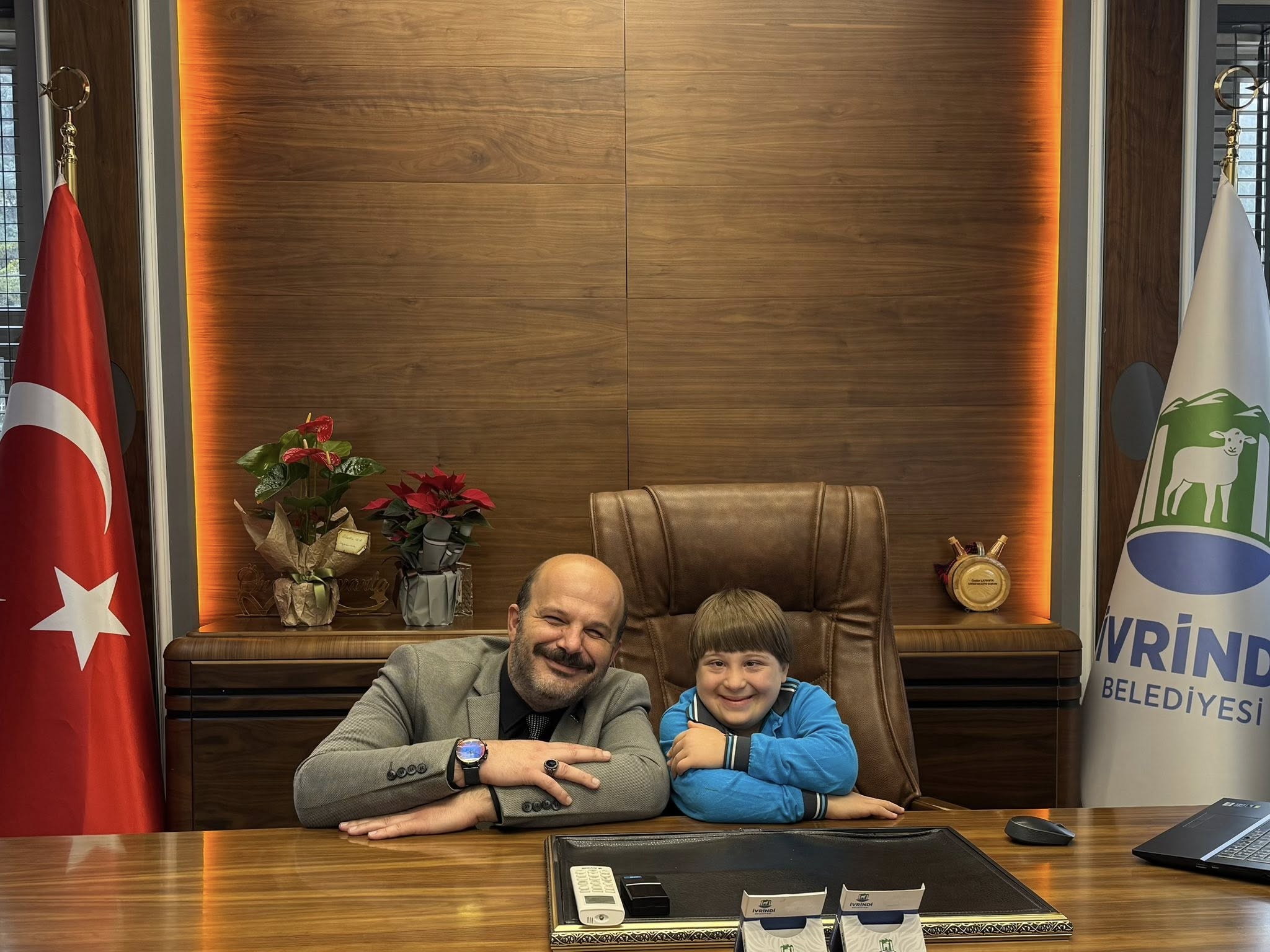 595020802 122204635796335762 2207771196041523540 N