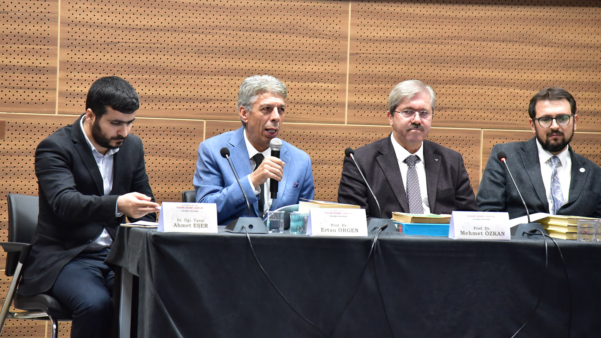 595709392 1288603846630137 8223157157939775107 N