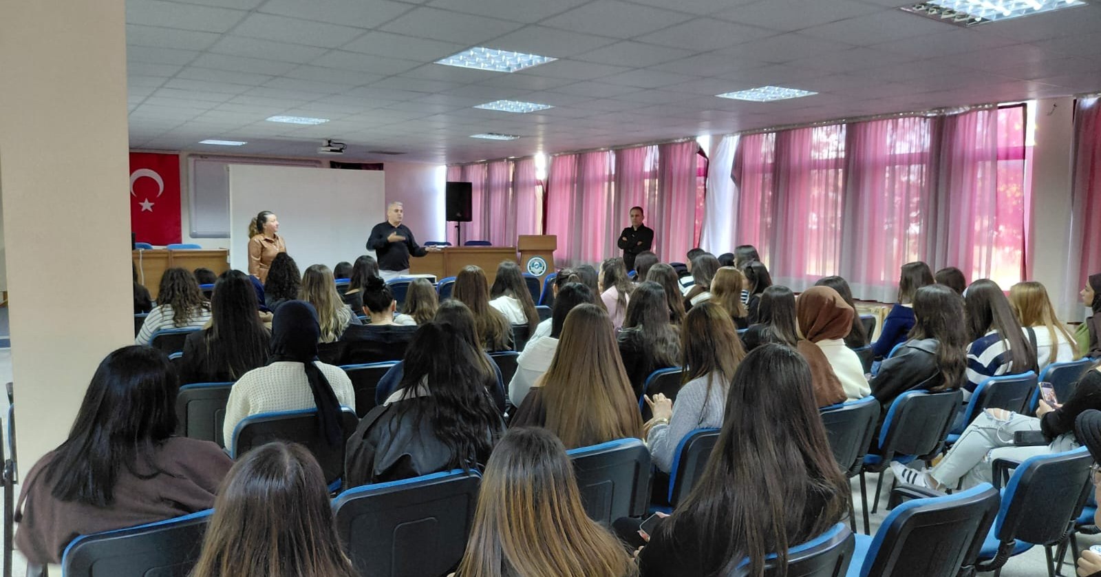 595928356 1292418032915385 1020859895894088163 N