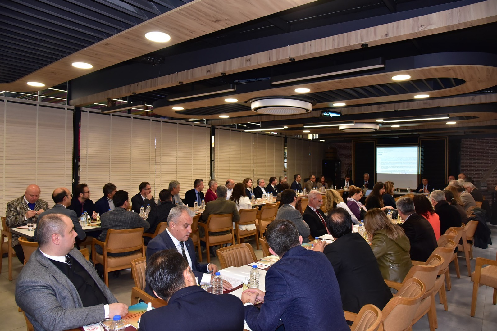 597592398 1293833146107207 7295616852386177107 N