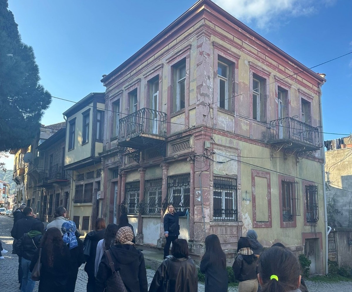 597864907 1294633099360545 5668563441014564235 N