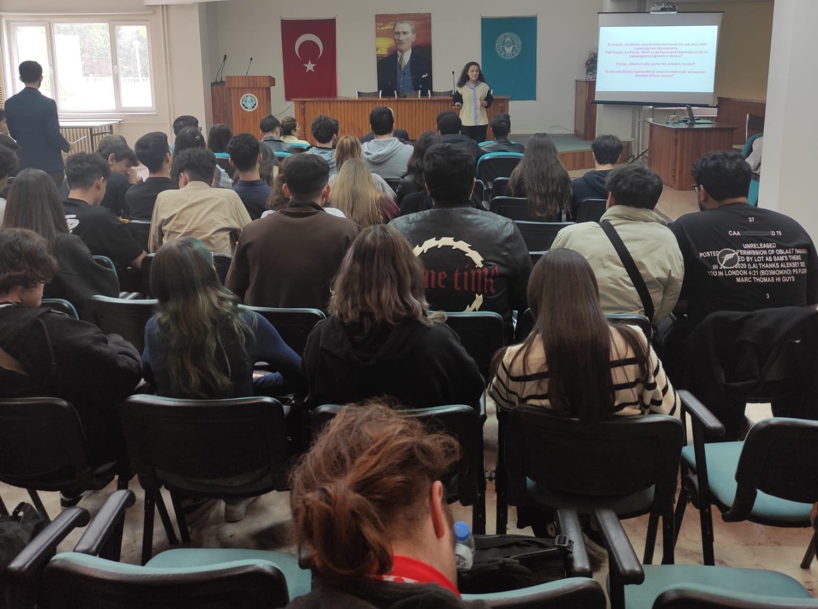 598024104 860353996699487 8403532759657455729 N