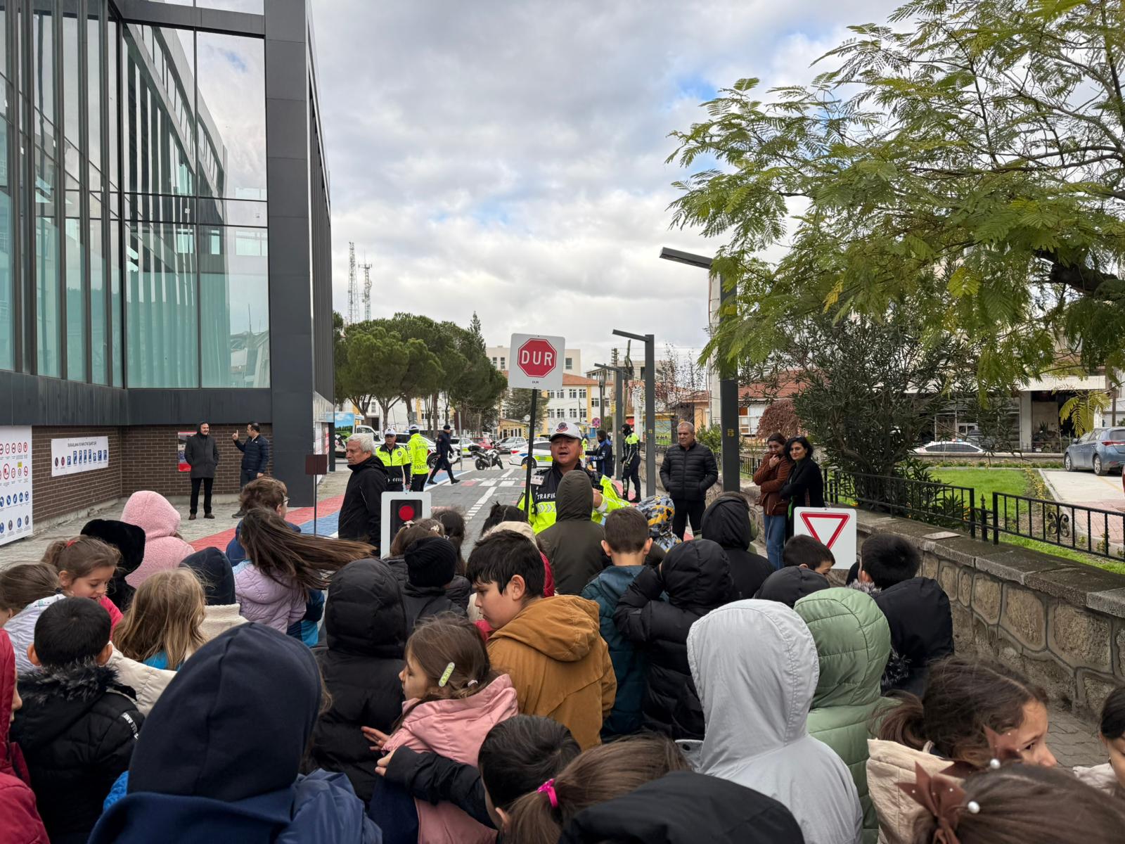 598323105 122223107504300867 6299174499550476321 N