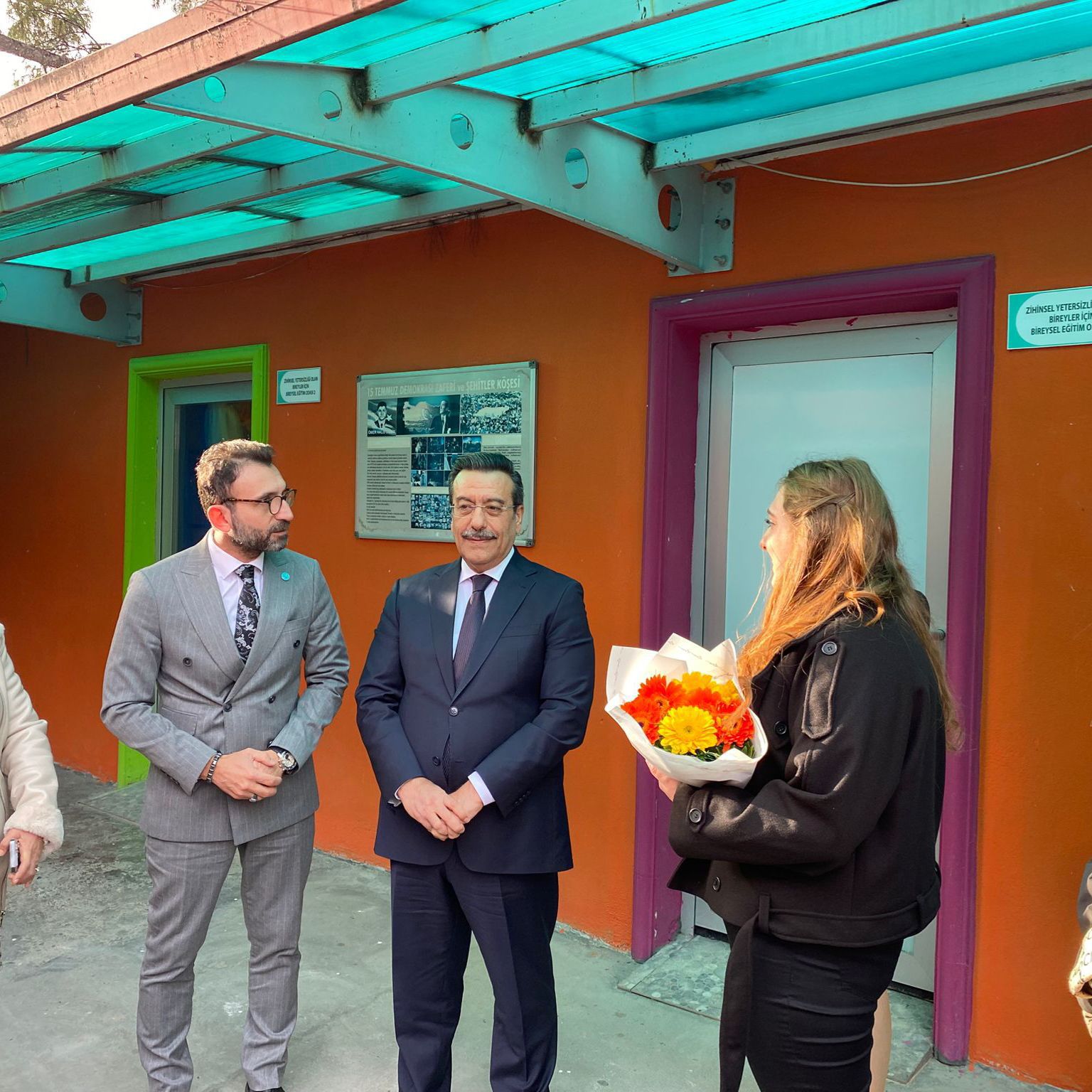 598825714 1298479642309224 5488426757508670577 N