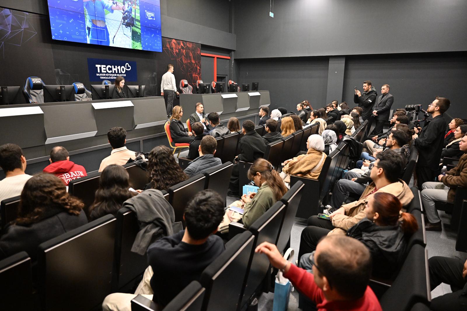 5Dadeab0 0233 4560 8F79 6D0F0047F78A