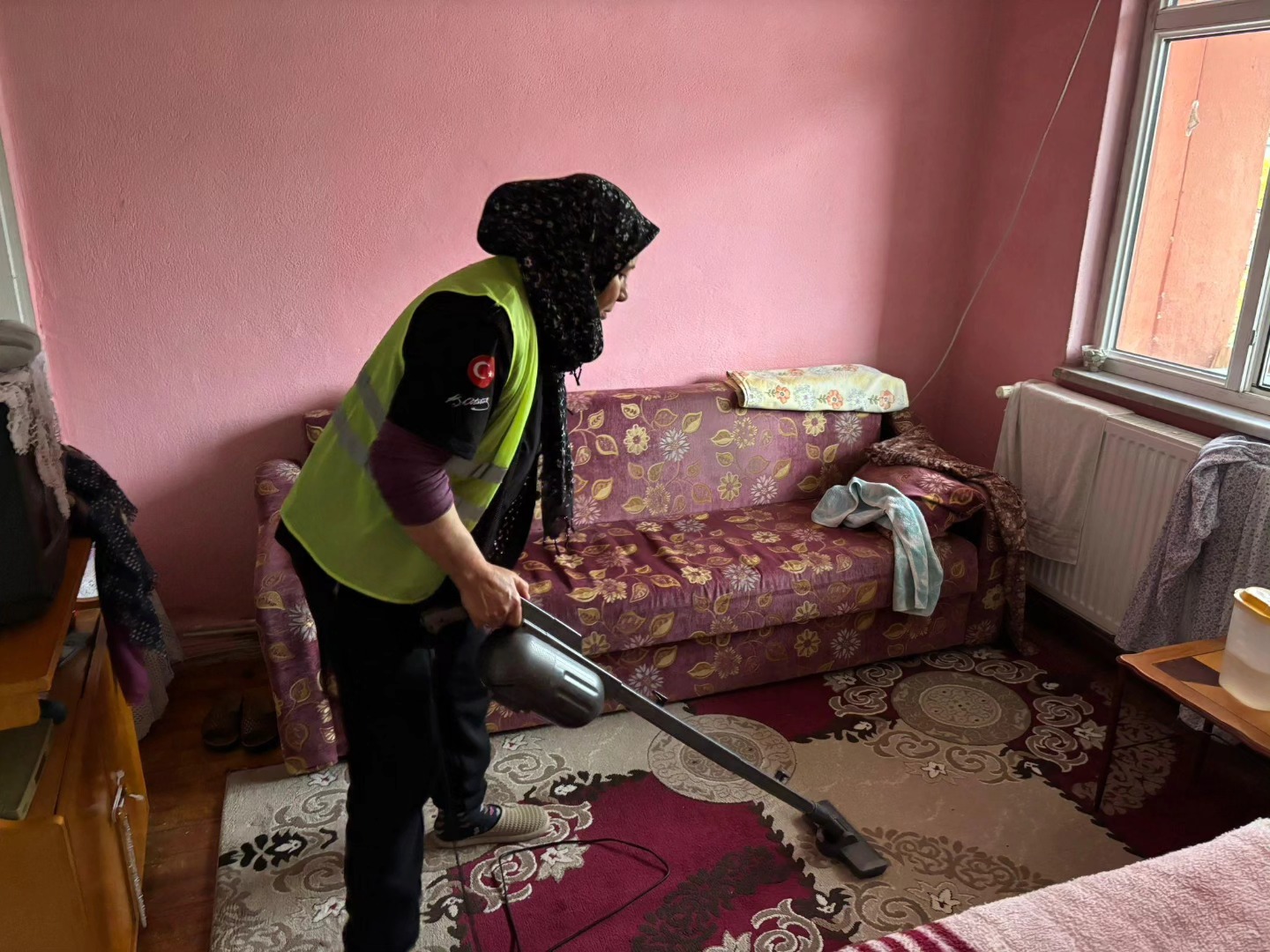 601381072 25601701572801151 2148391522162998617 N