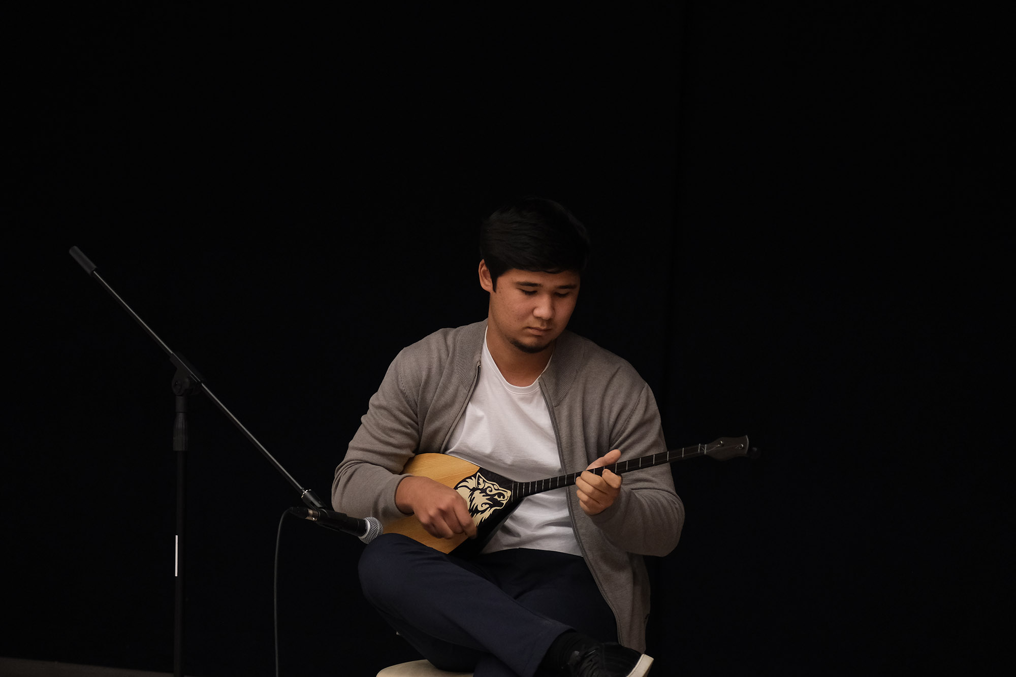 601524937 1302552998568555 1777916950589874182 N