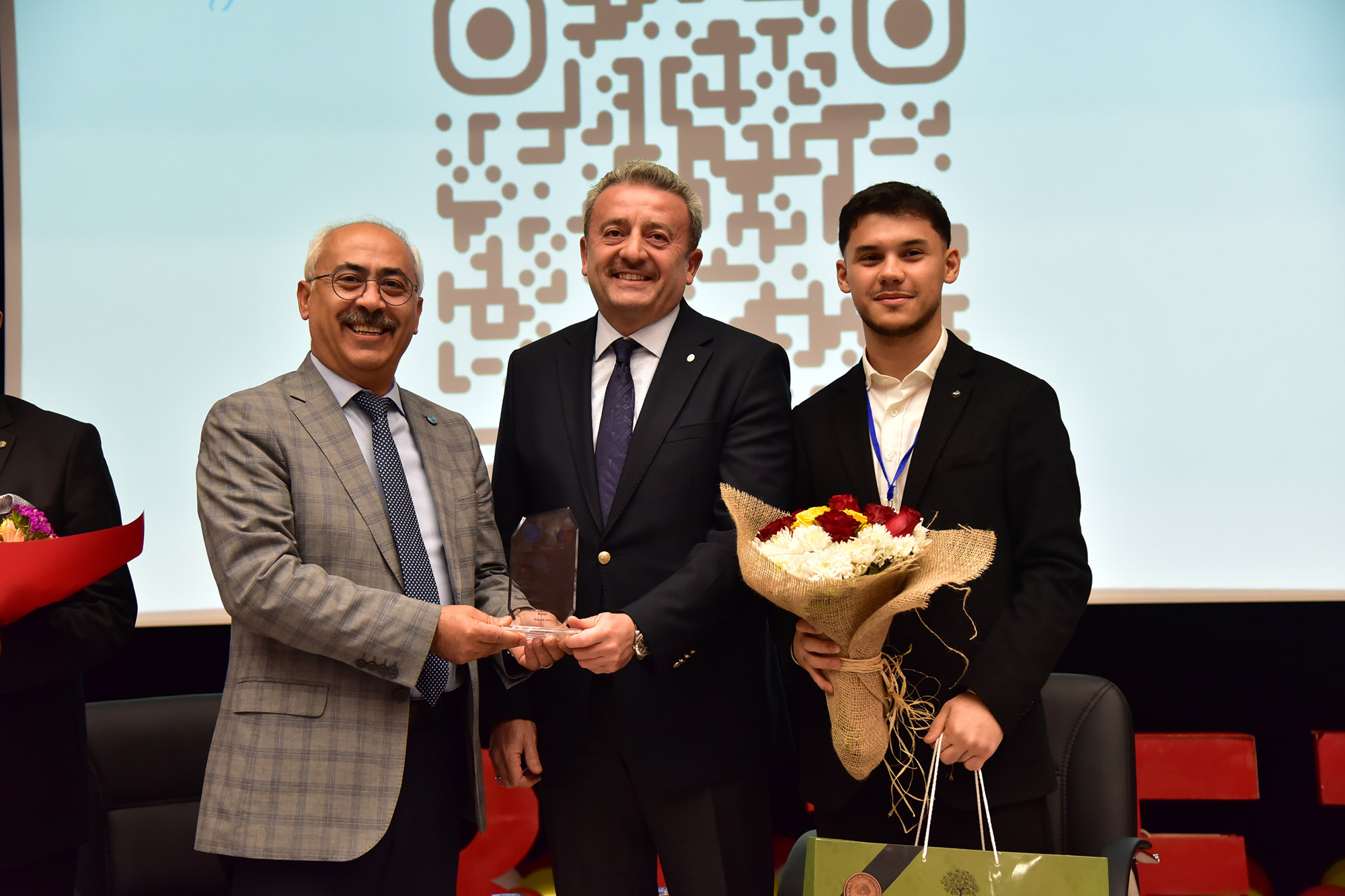 602901890 1302519525238569 7670820287005357692 N