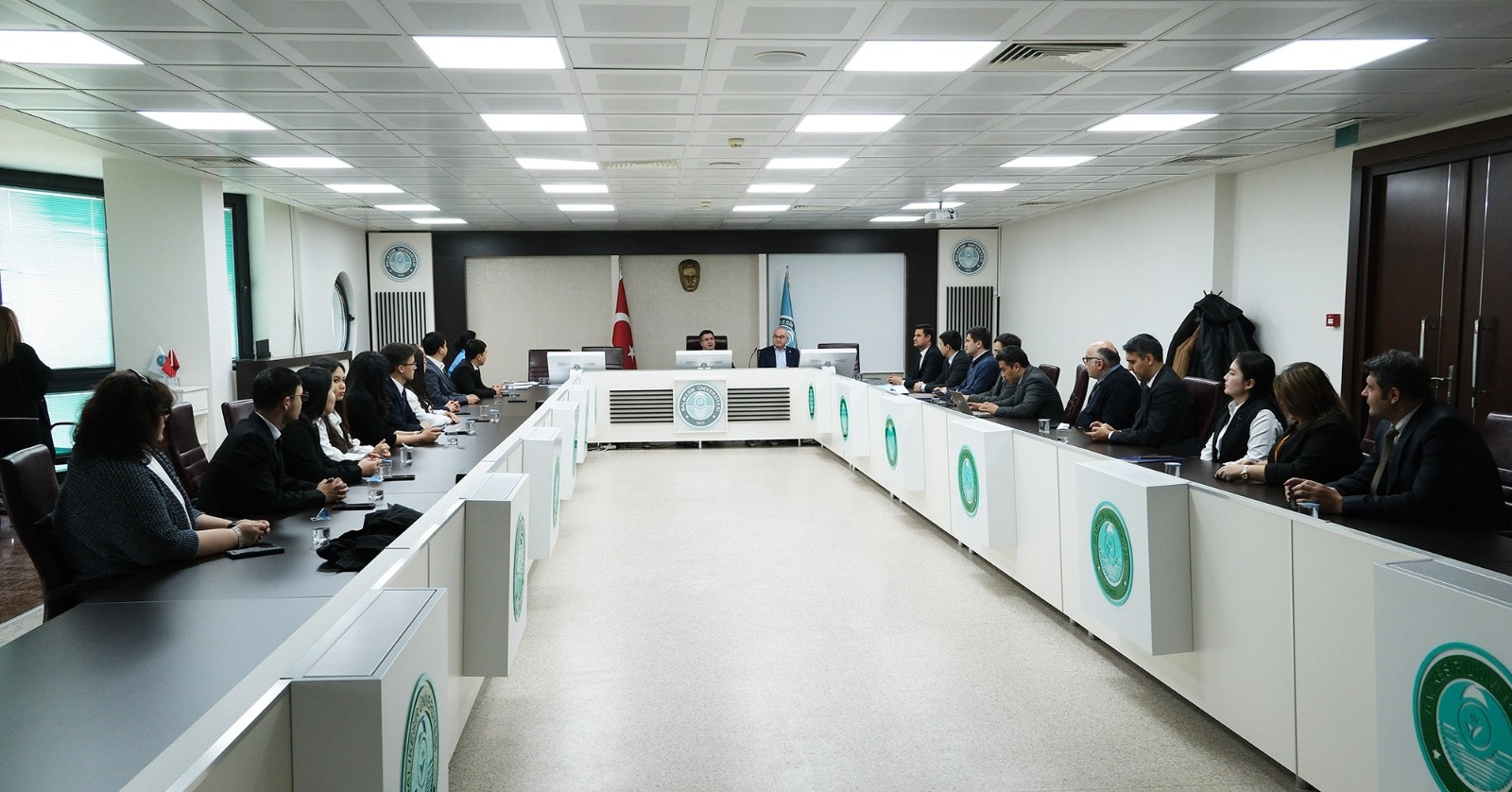 602905785 1303343428489512 3534117794381660183 N