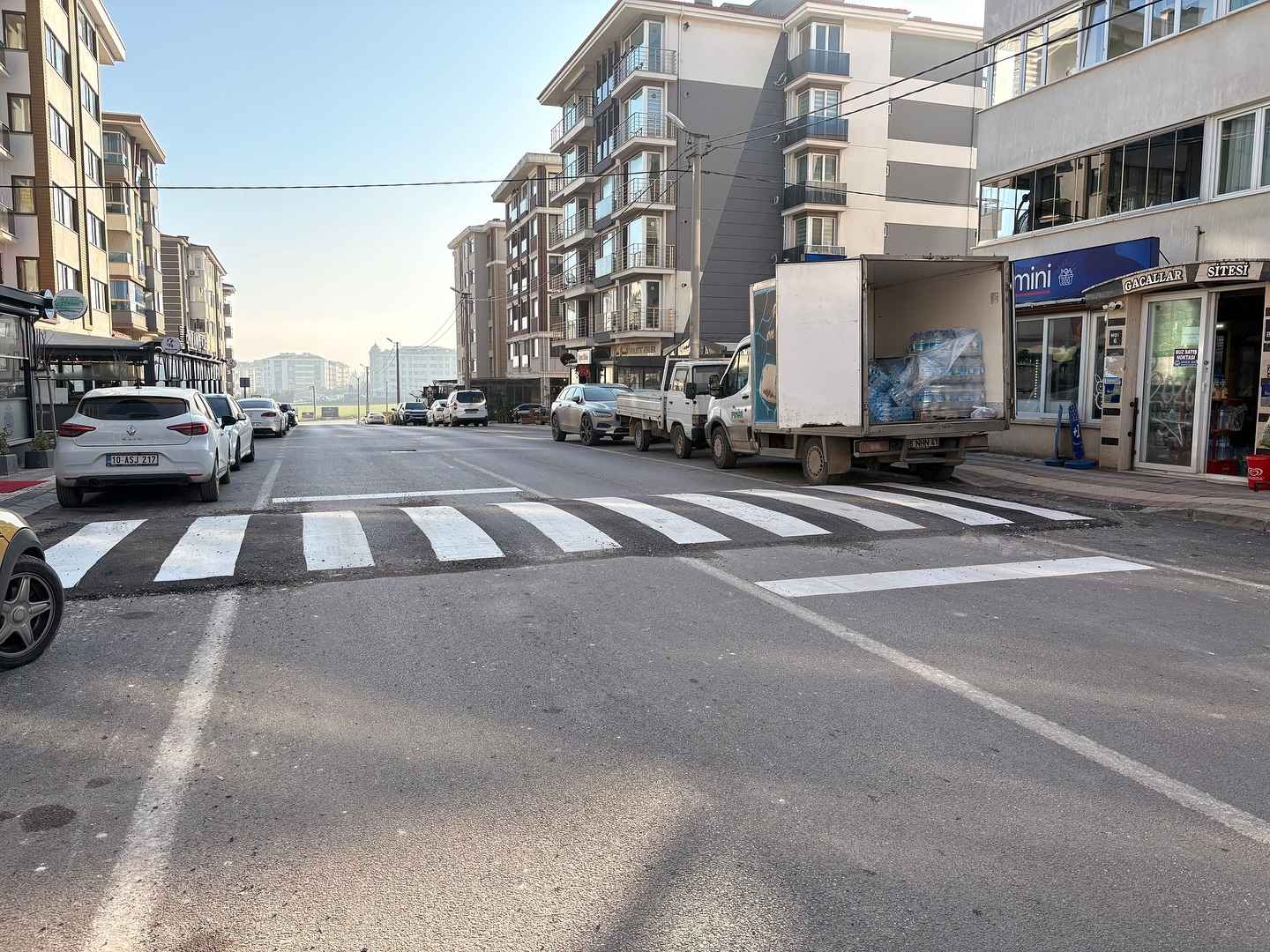 603010356 18339930622225400 2484553356139585029 N