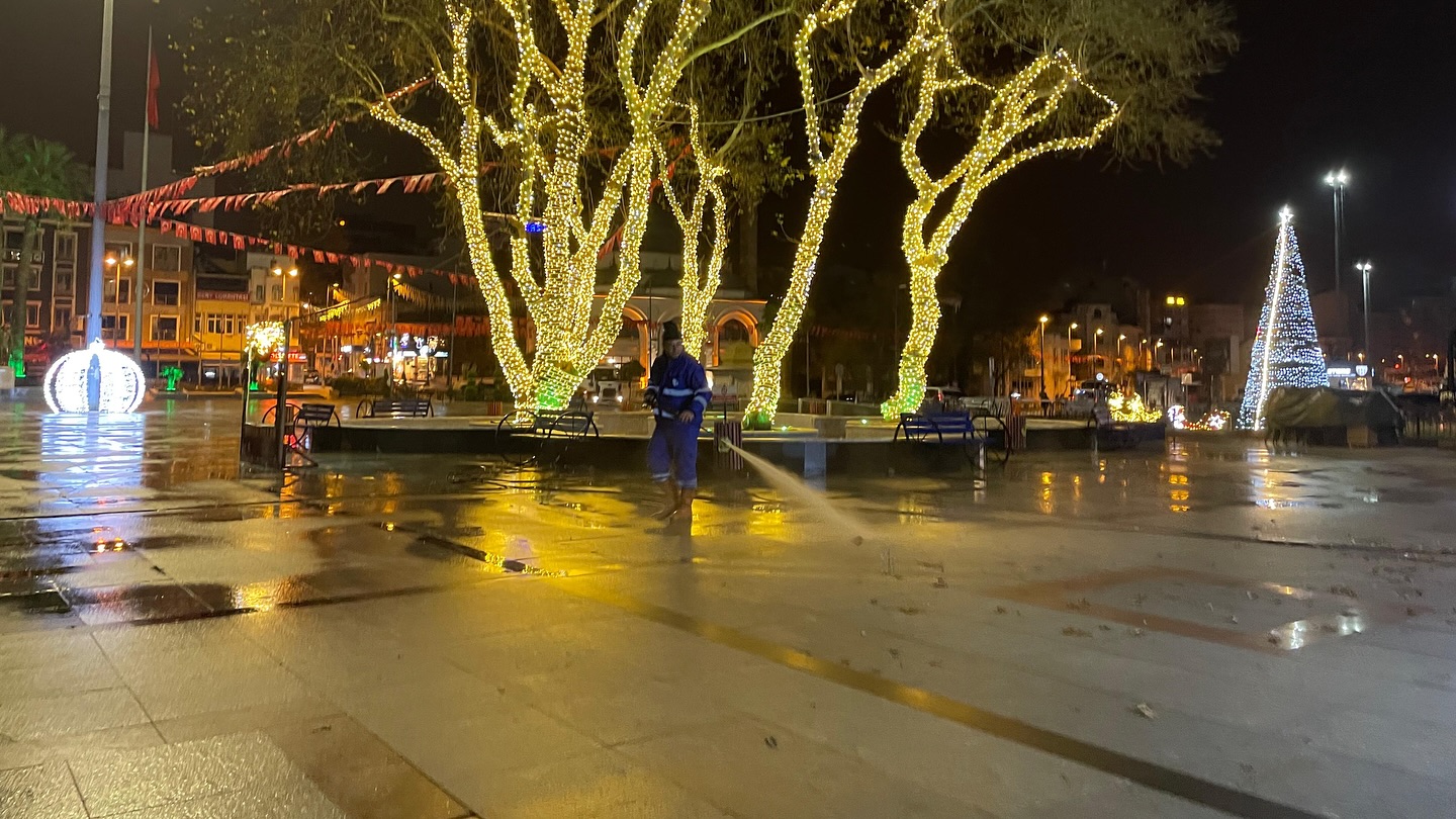 604800351 18340439209225400 4200003754476191039 N