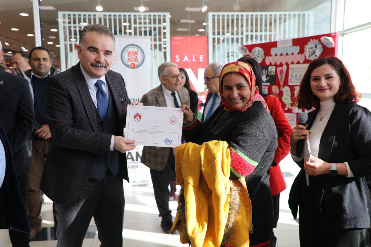 605507158 122230374890138429 8695696068888617837 N