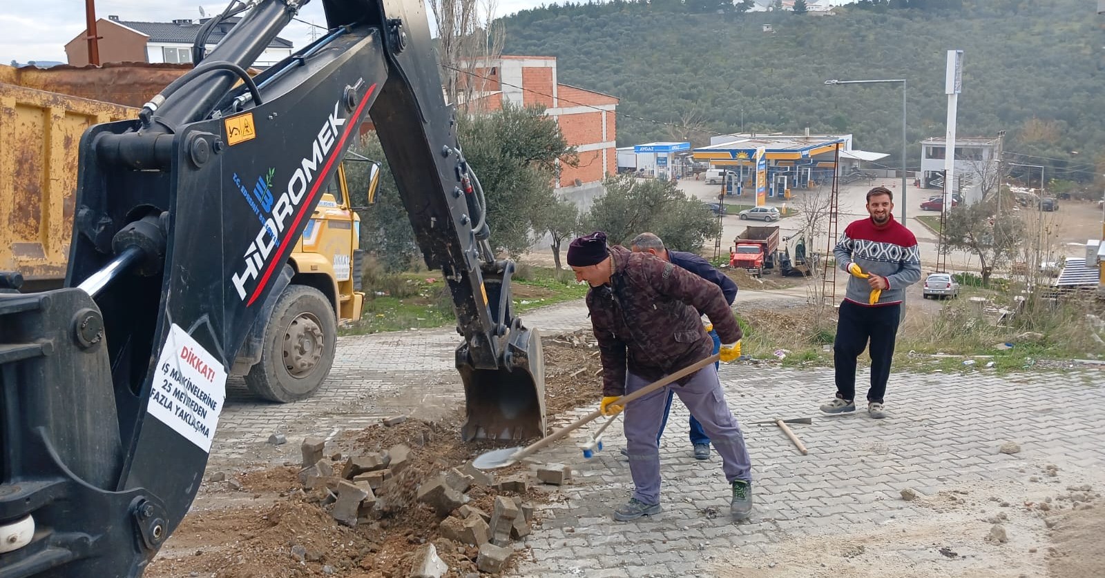 605831489 879683587756001 6550274392928252107 N