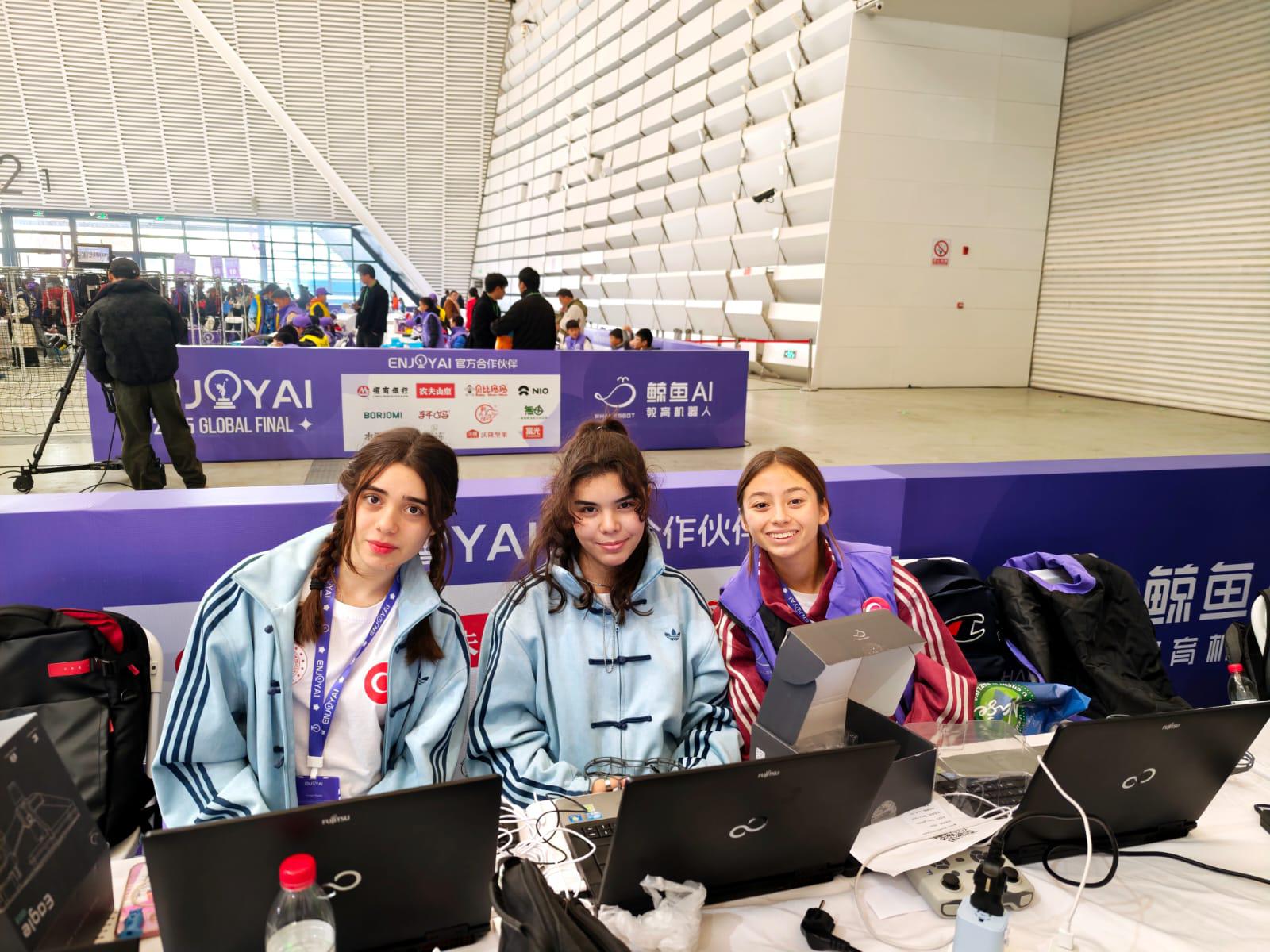 A A 20251209 39933581 39933577 B A L I K E S I R I N R O B O T I K T A K I M I C I N D E N G U M U S M A D A L Y A Y L A D O N D U