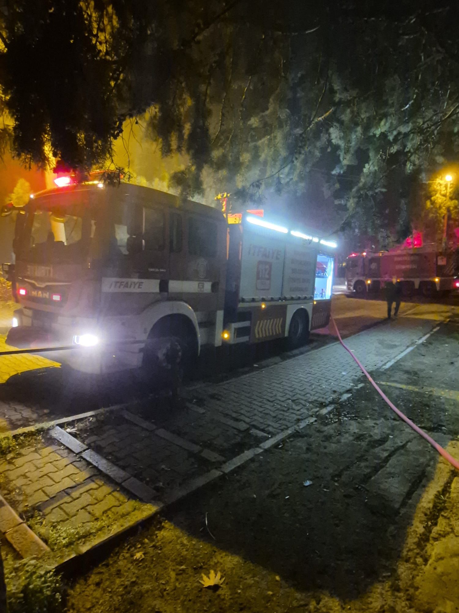 A A 20251210 39949140 39949138 B A L I K E S I R D E I S Y E R I N D E C I K A N Y A N G I N D A 2 K I S I D U M A N D A N E T K I L E N D I