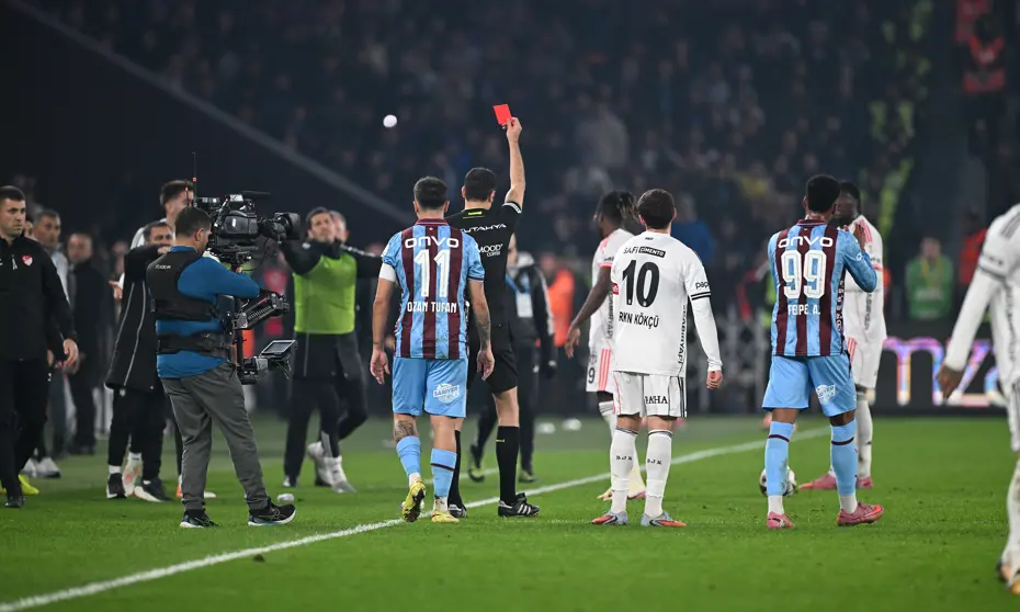 A A 20251214 39980940 39980937 T R A B Z O N S P O R B E S I K T A S 565248