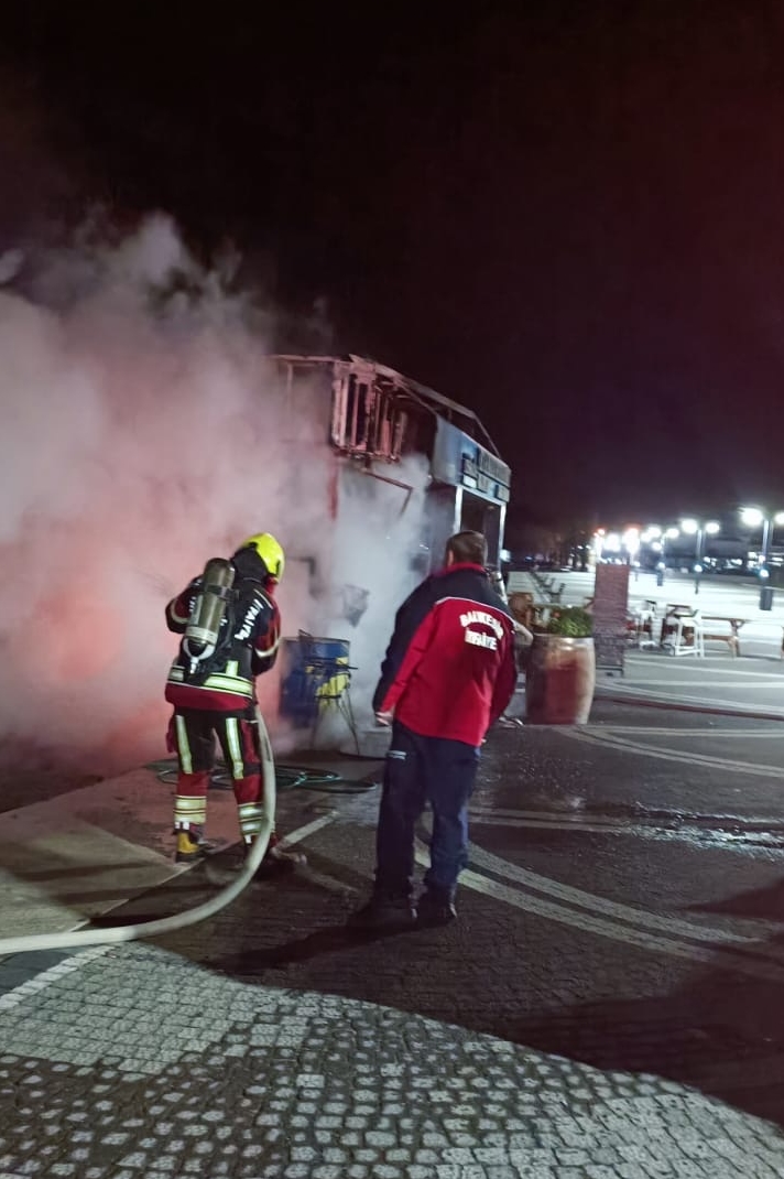 A A 20251227 40088288 40088284 B A L I K E S I R D E B I R R E S T O R A N D A C I K A N Y A N G I N S O N D U R U L D U